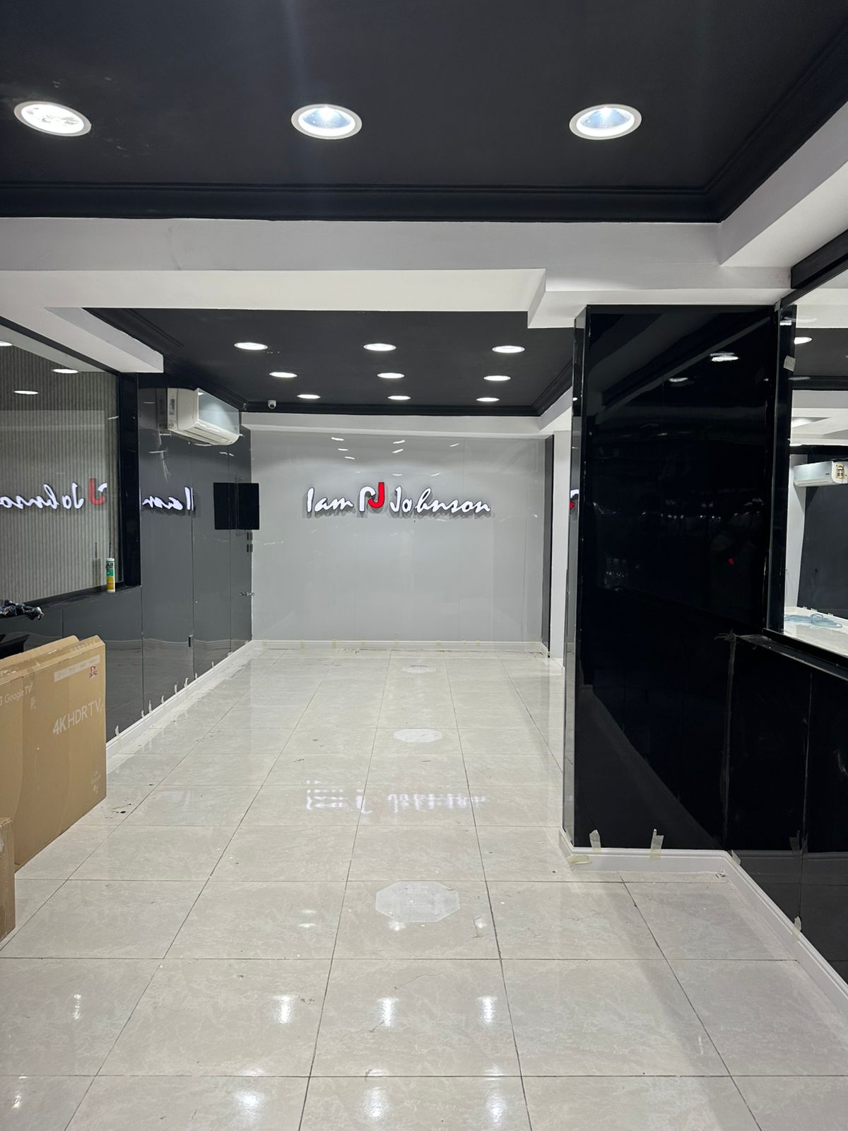 Branch gallery 1